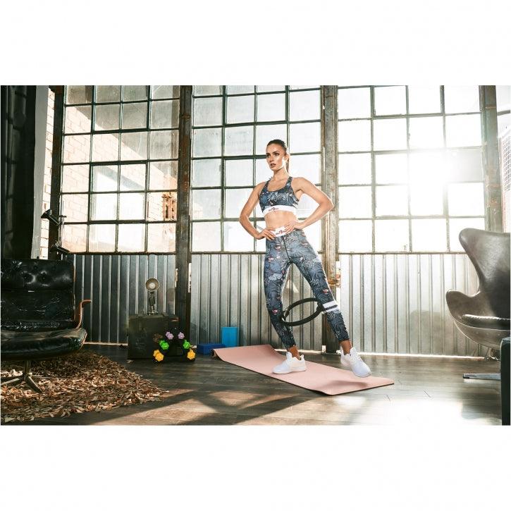 Joga prostirka za vežbanje u više boja