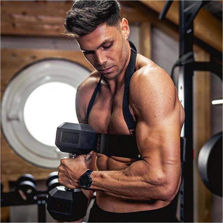 Pojas za izolovanje bicepsa