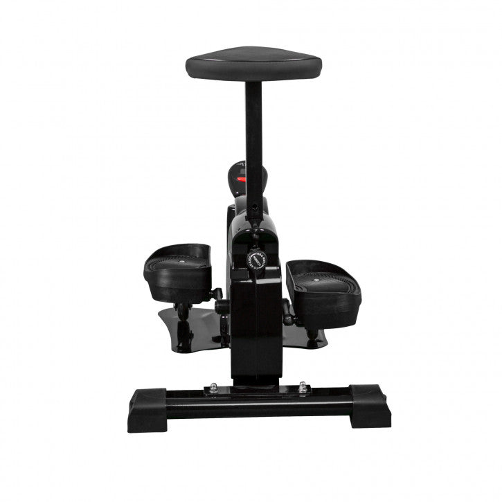 Steper sa pedalama i sedištem